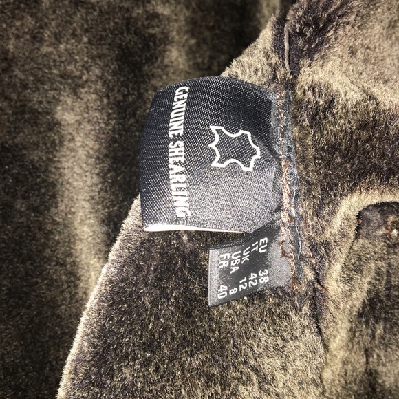 Brand new shearling coat! New without tags. - Picture 4 of 8